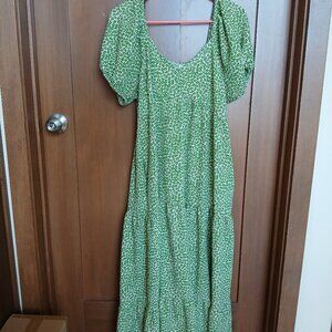 Baevely Green floral dress Size L Midi length